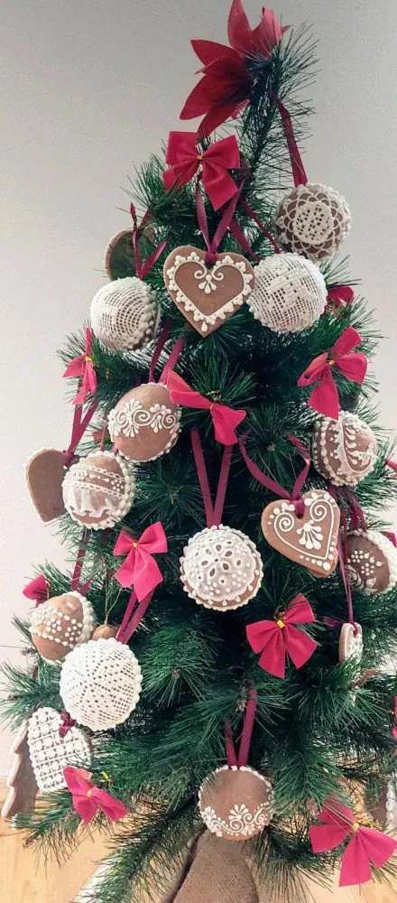 Homemade gingerbread baubles