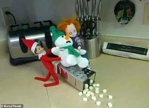 When Chucky meets Elf On The Shelf - Poor snowman