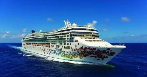 Hallmark Christmas Cruise Returns for 2025