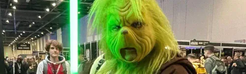 Star Wars meets The Grinch in incredible cosplay